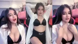 Si Cantik Lidya Danira, Goyangannya Bikin Makin Nafsu.