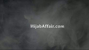 Hr Gadis Arab Digilir Habis-habisan Sama Temen Kantor