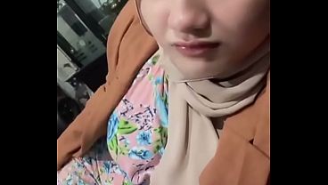 Cewek Abg Indonesia Goyang Live, Bikin Makin Tegang Dan Basah.