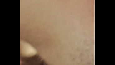 سعودي متحمس يشوف مرته تتناك قدامه وهو يتفرج على سكس عربي نار، دياثة سعودية بتجنن