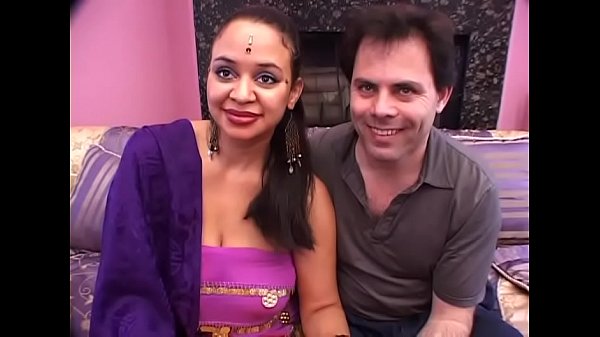 Cerita Kotor Ala India, Bikin Basah Pikiran
